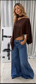 Capa Off-Shoulder con Bufanda